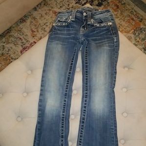 Little girl miss me Jean's